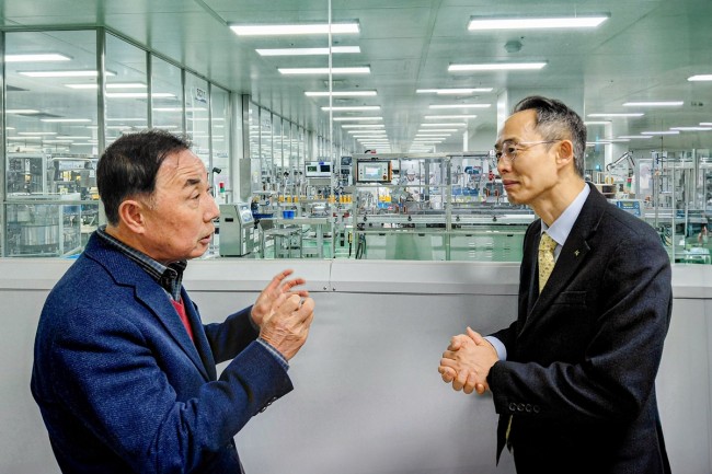 '지역이 성장의 축'…수은 행장, 충청 K-뷰티·바이오 기업 방문